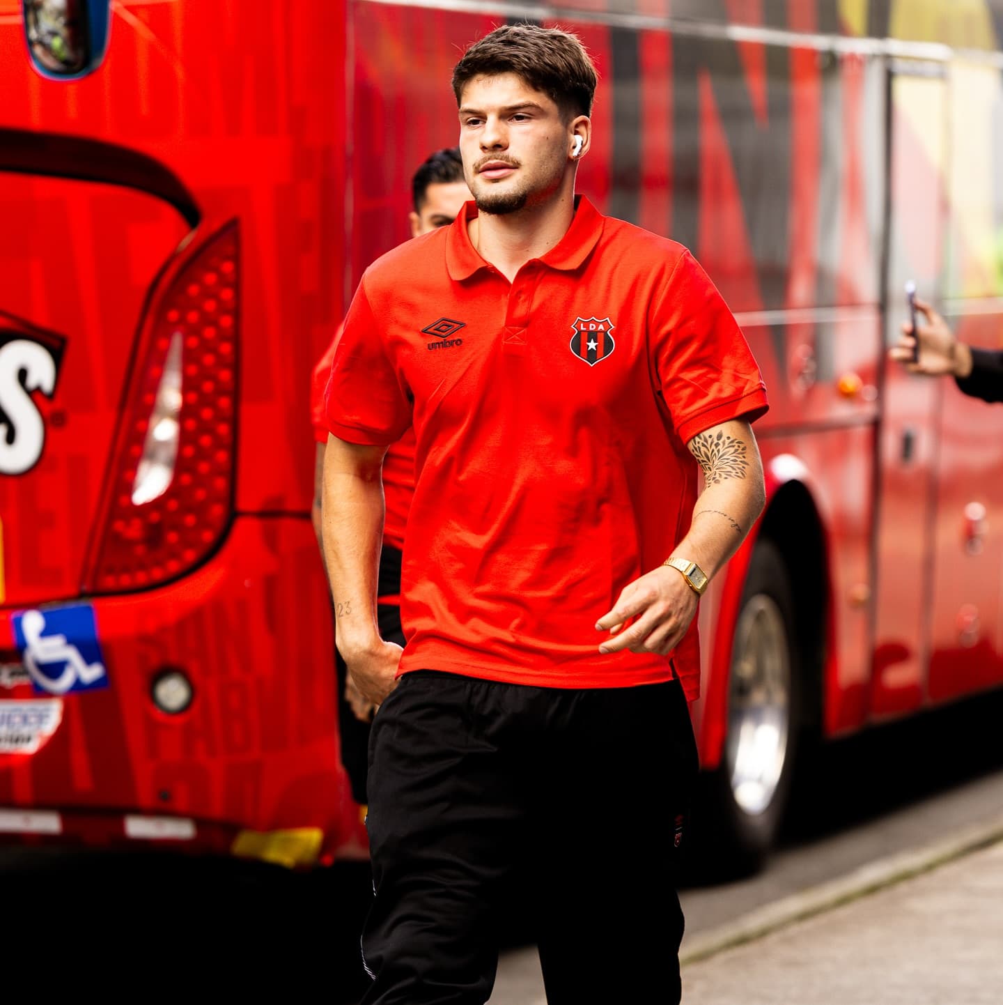 Alajuelense recibe una buena noticia con Elian Quesada