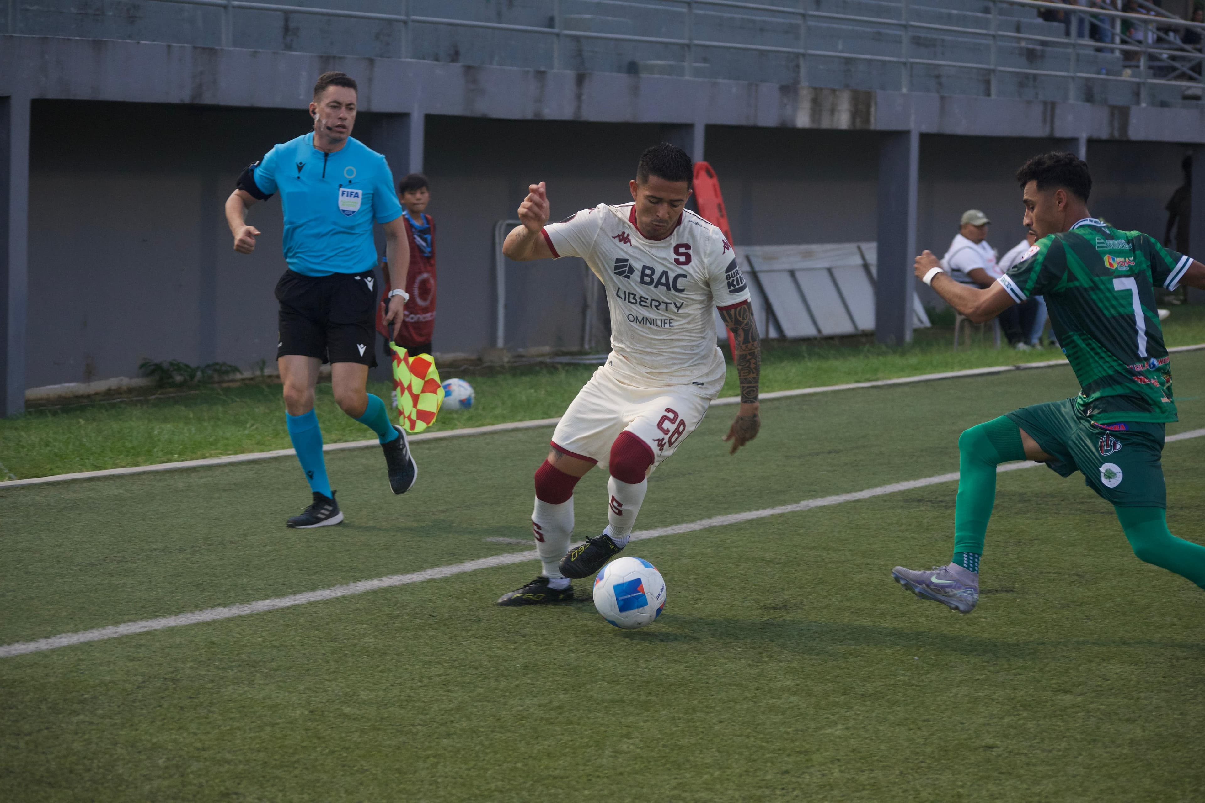 Saprissa ganó en Belice, pero Verdes FC lo hizo pasar una pena tremenda