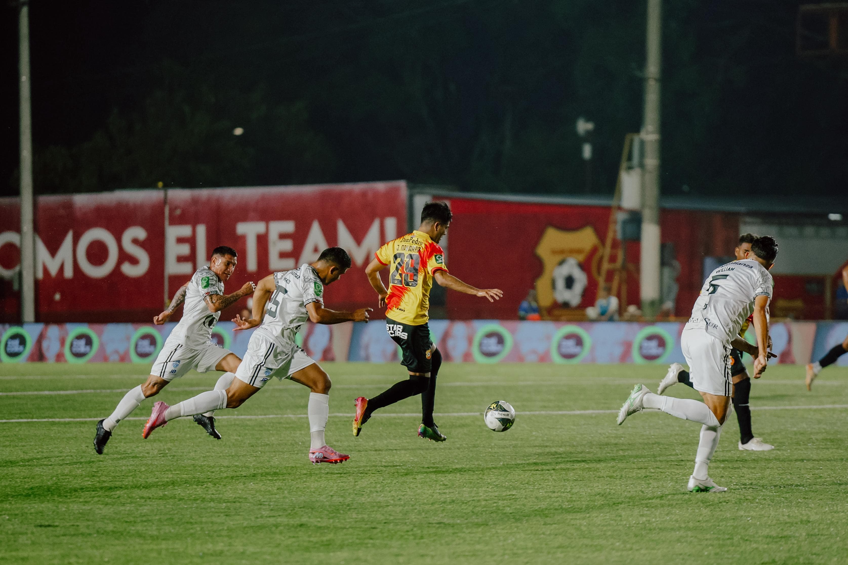 Herediano vs PZ: Un juego loquísimo que se tornó emocionante después del 90'
