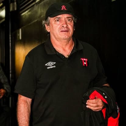 El Macho rompe silencios