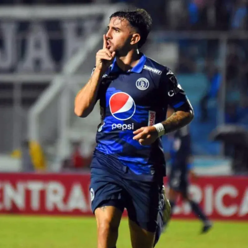 Alajuelense moverá su zona de ataque: ¿Agustín Auzmendi está en los planes?