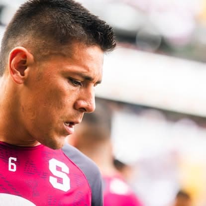 Saprissa anuncia que un pilar de su defensa está lesionado
