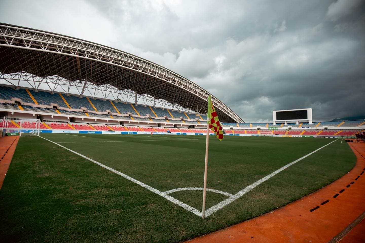 Sala IV condena a violación de libertad de expresión en el fútbol tico