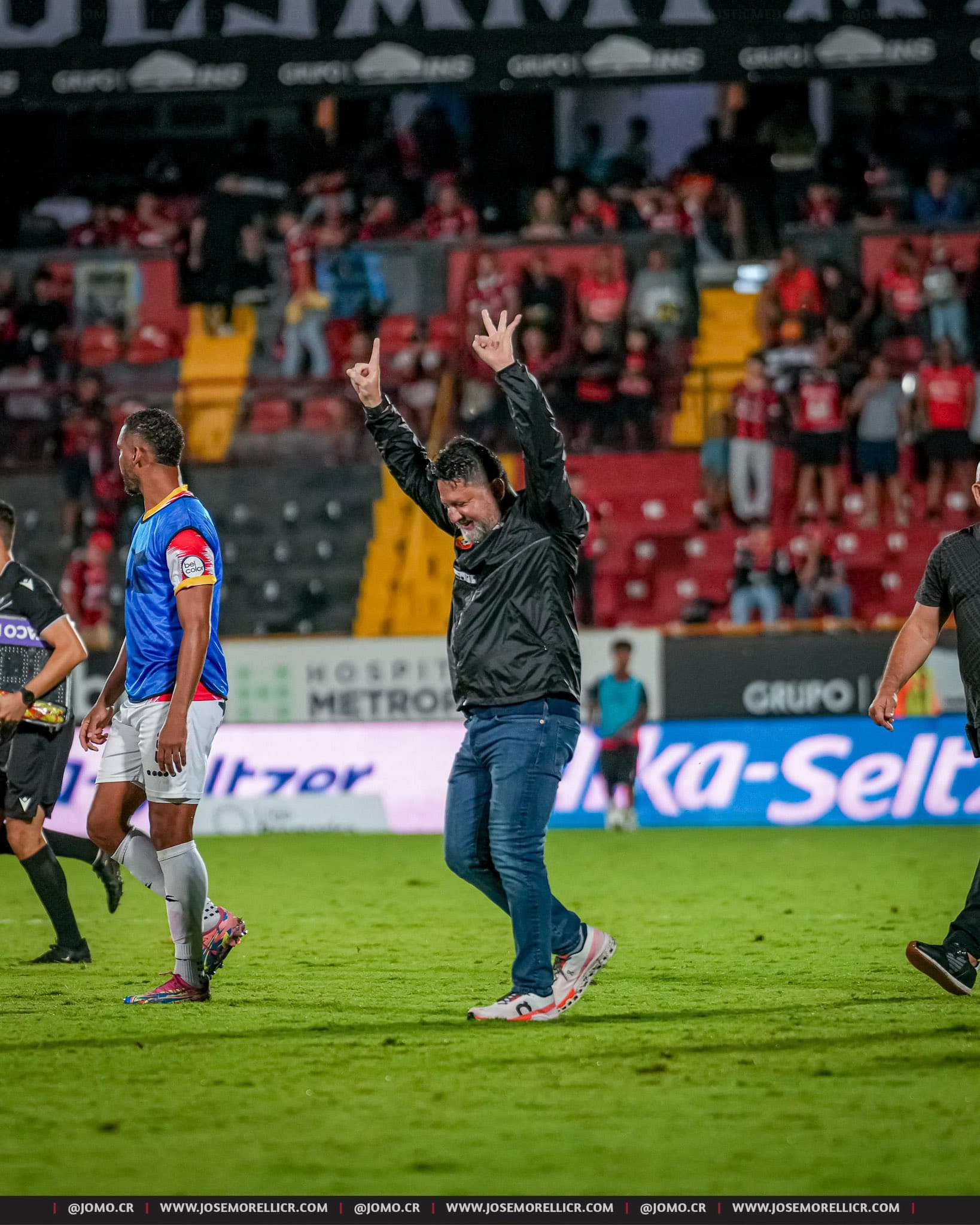 Jafet Soto rechaza acusaciones que están en informe arbitral en el juego Alajuelense - Herediano